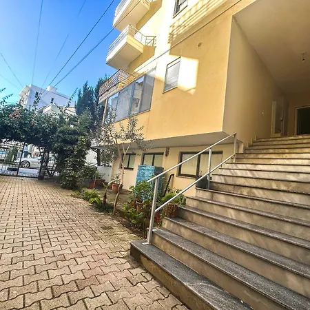 דירה Salt Air Residences