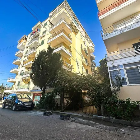דירה Salt Air Residences