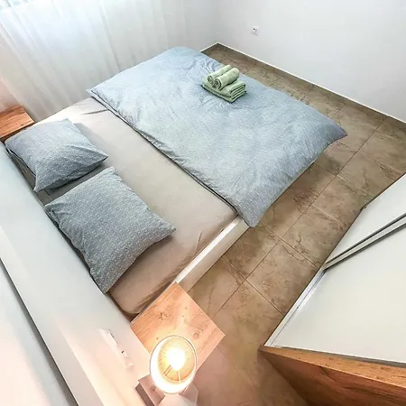 Salt Air Residences * דורס