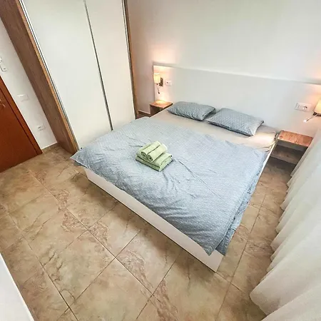 Salt Air Residences דירה *